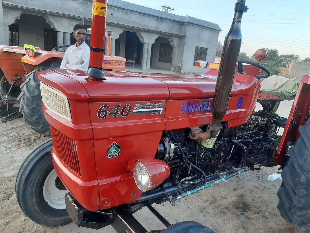 New Holland Fiat 640 tractor for sale