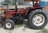 Old NH 640 75 hp tractor for sales