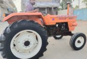 New Holland NH480 Power Steering Tractor
