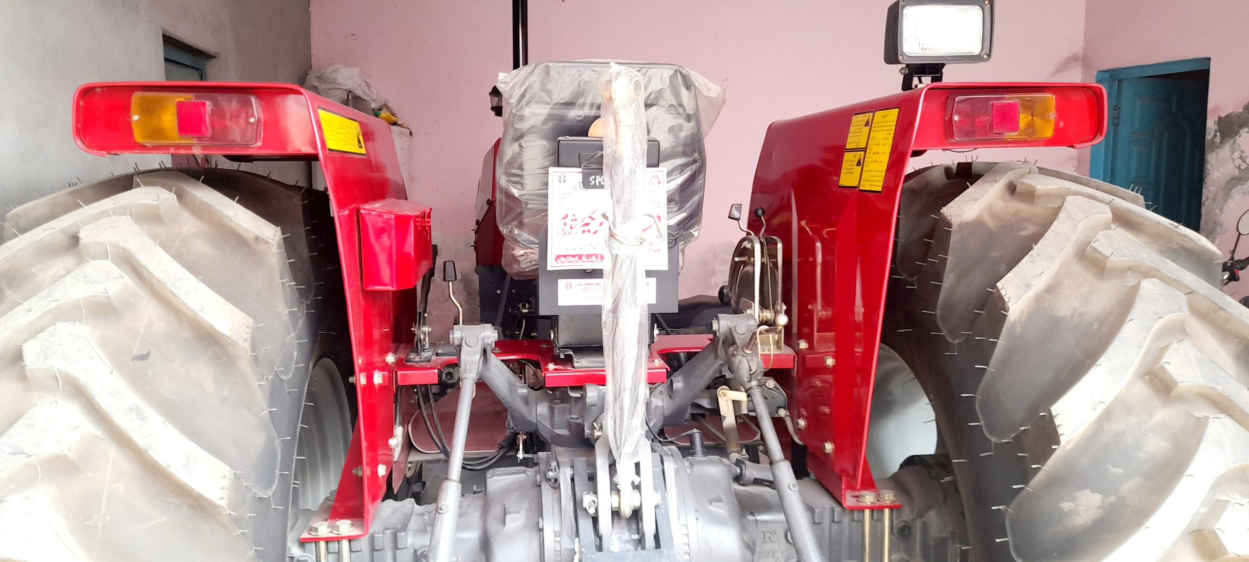 Massey Ferguson MF385 new tractor