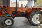 New Holland 480 tractor model 2017