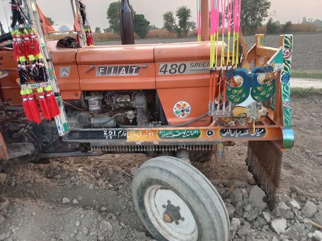 New Holland Fiat 480 tractor model