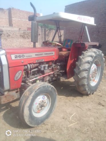 Special edition MF 260 tractor model